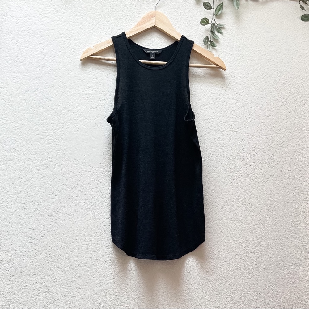 LAST CALL, lowest price 🪩 Banana Republic | Black Razor Back Tank Top